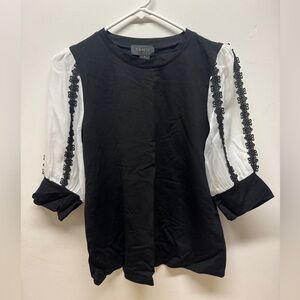Gracia Black and White Long Sleeve Top with Lace Accents NWT L